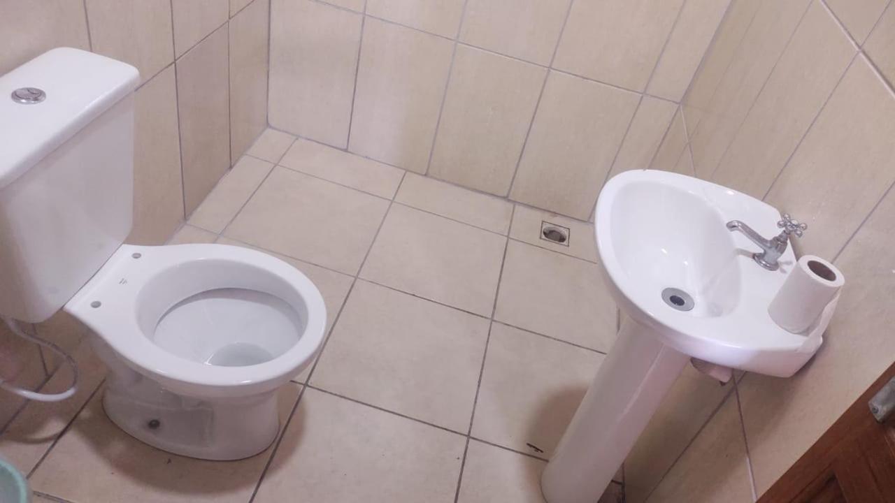 Hotel Familia Porto Ferreira Bagian luar foto