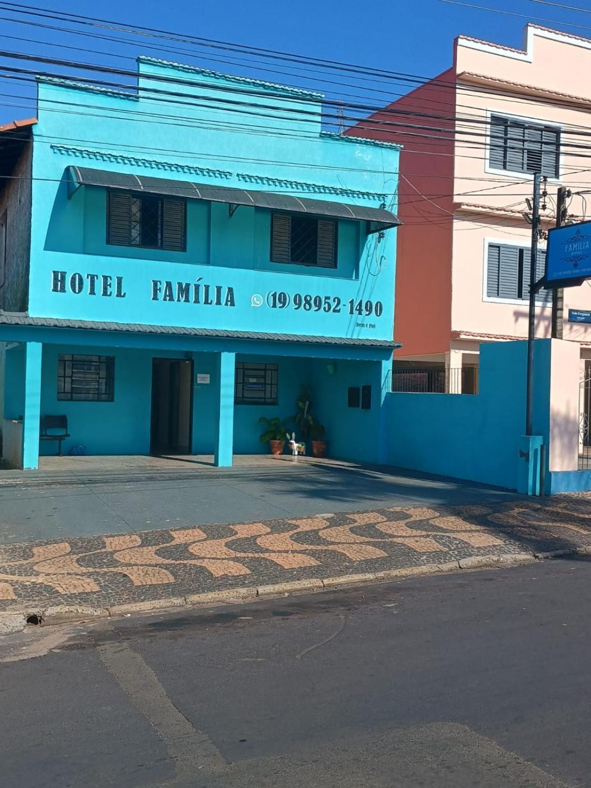 Hotel Familia Porto Ferreira Bagian luar foto